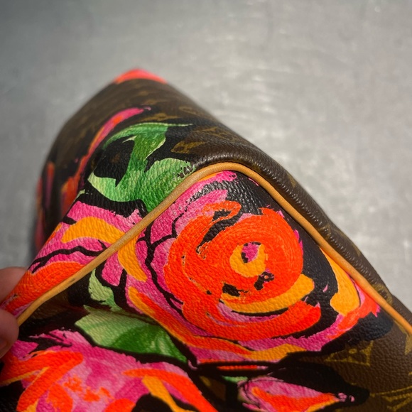 LOUIS VUITTON MONOGRAM ROSES SPEEDY 30 HANDBAG (2008) - Picture 15 of 16